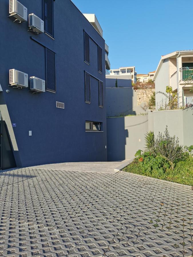 Lola Apartman Podstrana